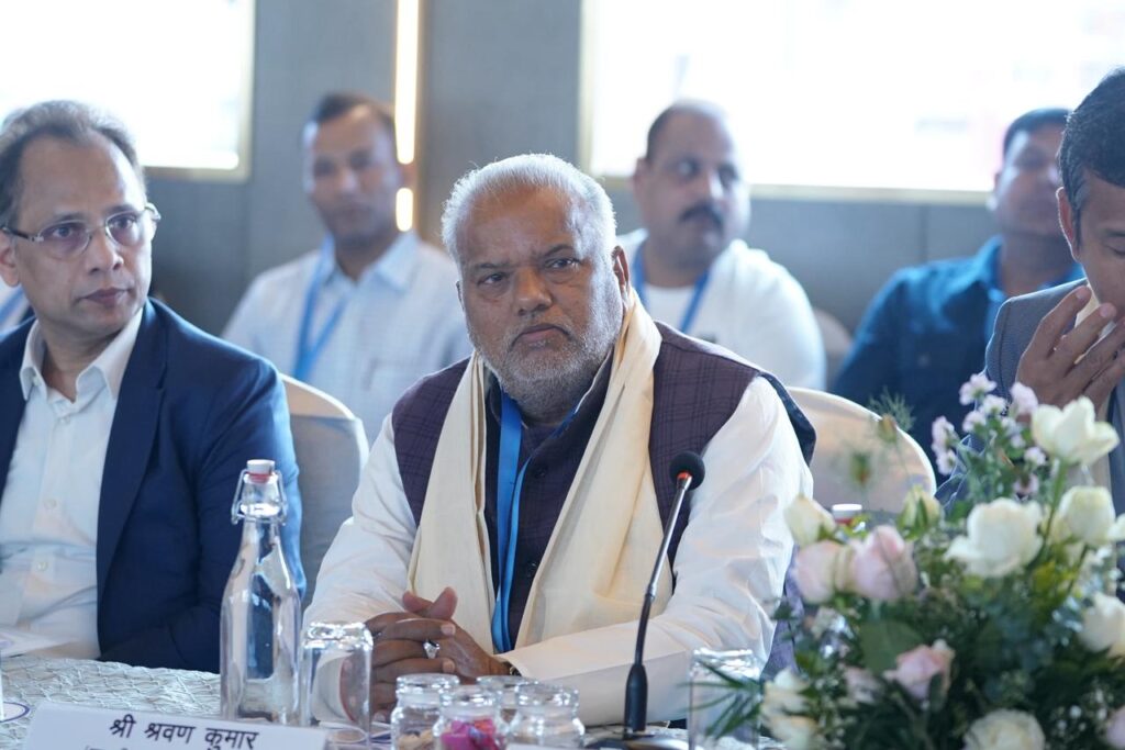 7056f0ea-66bb-486e-a7e5-c277f536e214